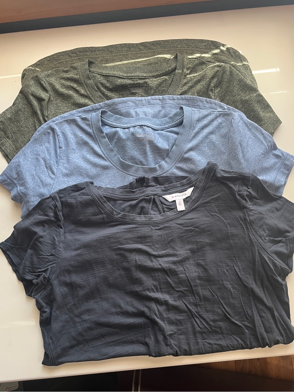 Athleta Uptempo t-shirt bundle size medium